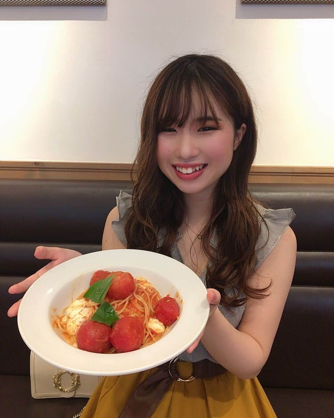 鈴木美南海さんのインスタグラム写真 - (鈴木美南海Instagram)「たくさん食べて、たくさん寝て、体力をつけないと😤  🐿 🐿 🐿 🐿 🐿 🐿  I gotta eat a lot, sleep a lot, and gain stamina  🐿 🐿 🐿 🐿 🐿  많이 먹고 많이 자고 체력을 달아 않으면 😤  #미용 #한국 #귀여운 #여자 #健康 #パスタ #pasta #イタリアン #カフェ #cafe」7月17日 18時07分 - u_minami_official