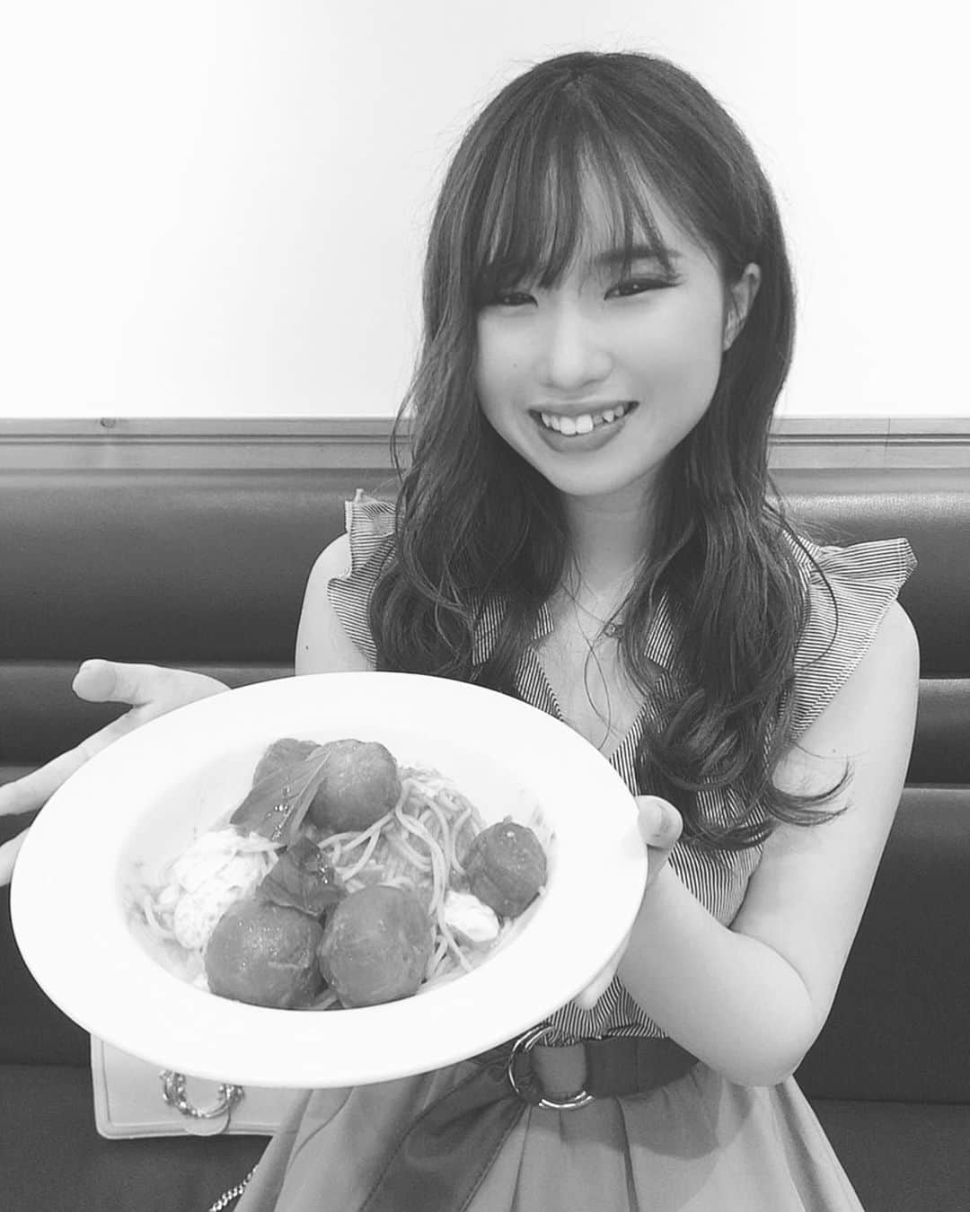 鈴木美南海さんのインスタグラム写真 - (鈴木美南海Instagram)「たくさん食べて、たくさん寝て、体力をつけないと😤  🐿 🐿 🐿 🐿 🐿 🐿  I gotta eat a lot, sleep a lot, and gain stamina  🐿 🐿 🐿 🐿 🐿  많이 먹고 많이 자고 체력을 달아 않으면 😤  #미용 #한국 #귀여운 #여자 #健康 #パスタ #pasta #イタリアン #カフェ #cafe」7月17日 18時07分 - u_minami_official