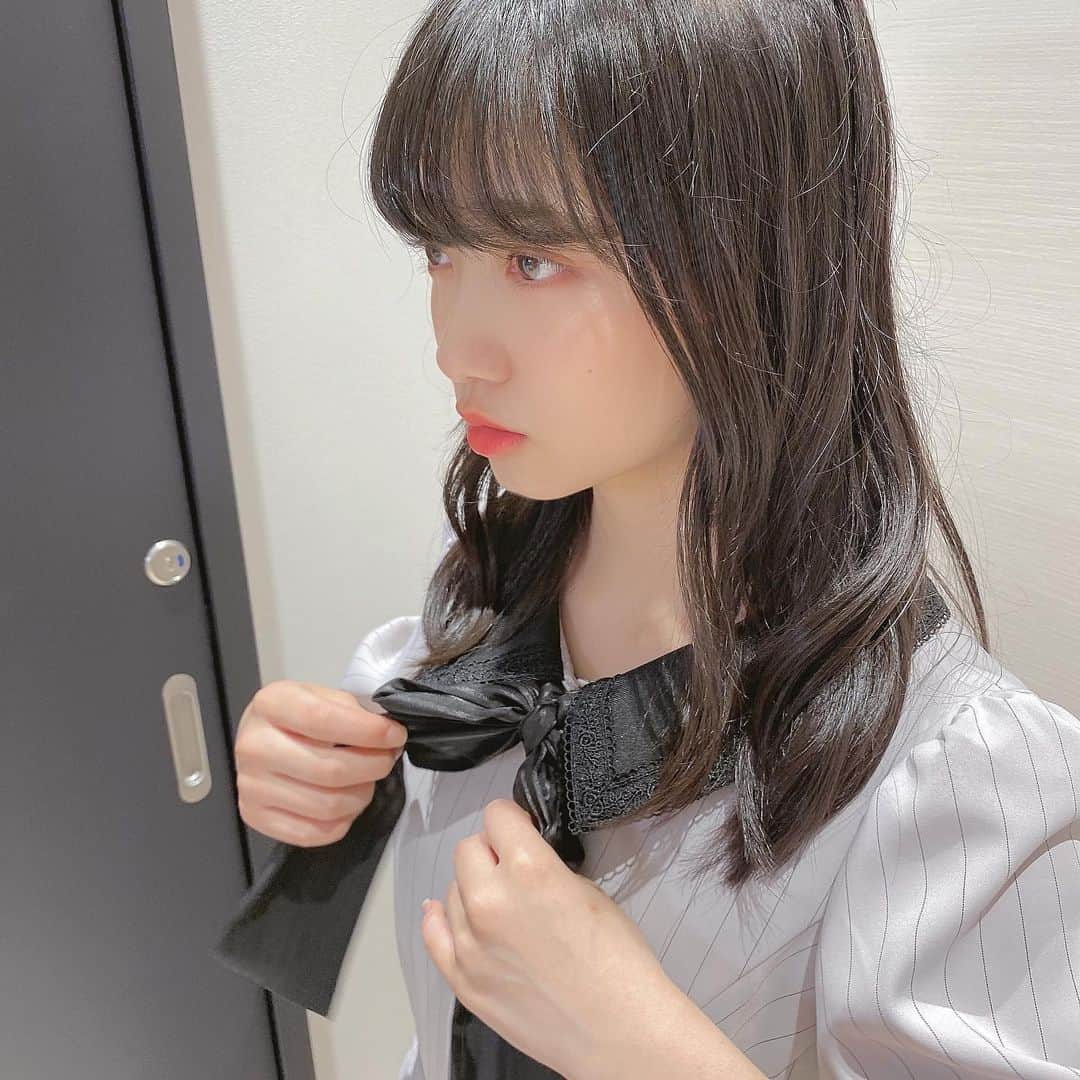 山田なる（ナルハワールド）さんのインスタグラム写真 - (山田なる（ナルハワールド）Instagram)「女の子な服着た👧💜﻿ ﻿ 私はリボンがついてるワンピースが﻿ 好きなのかも🎀﻿ ﻿ ﻿ #ワンピース #ワンピース好き #フリフリ #りぼん #リボン #ドール系 #ワンピースコーデ　#LARME #fashion﻿ #なるのコーデ﻿」7月17日 18時22分 - naruhaw