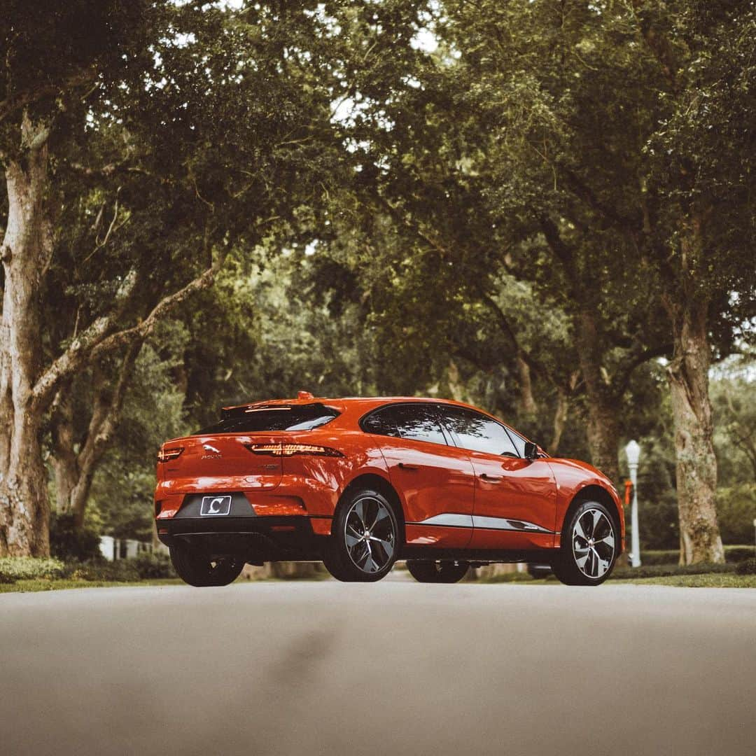 Jaguarさんのインスタグラム写真 - (JaguarInstagram)「Above all, it's a #Jaguar.  📷: @Gabe_Media and @TheCollectionFL.  #IPACE #Electric #EV #Premium #Luxury #Performance #SUV #AWD #ElectricCars #Technology #CarsofInstagram」7月17日 18時35分 - jaguar