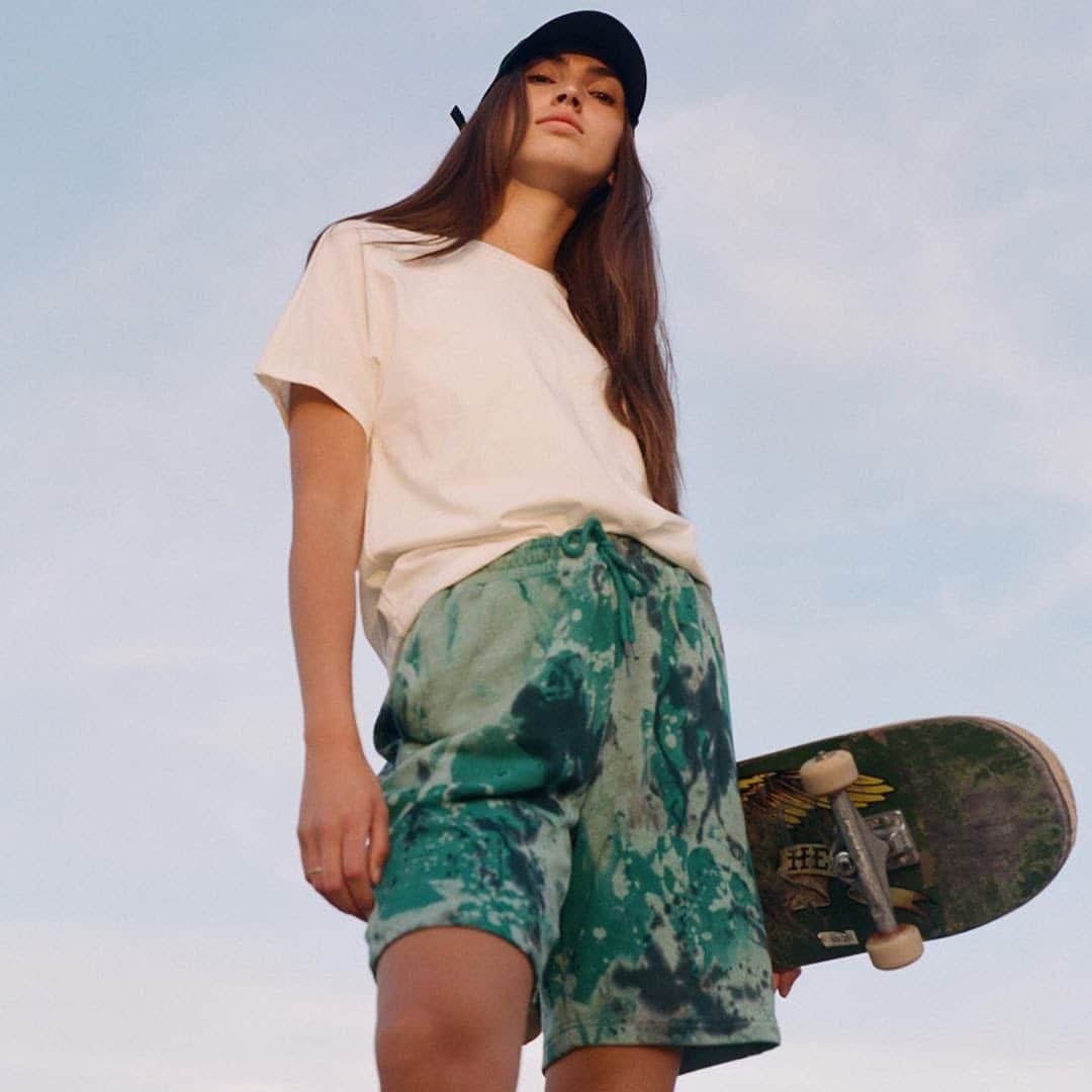 アメリカンビンテージのインスタグラム：「"Our goal is to create clothes that make you feel inspired" Our mentra by @josiespacehouse #americanvintage #SS20 #womenswear」
