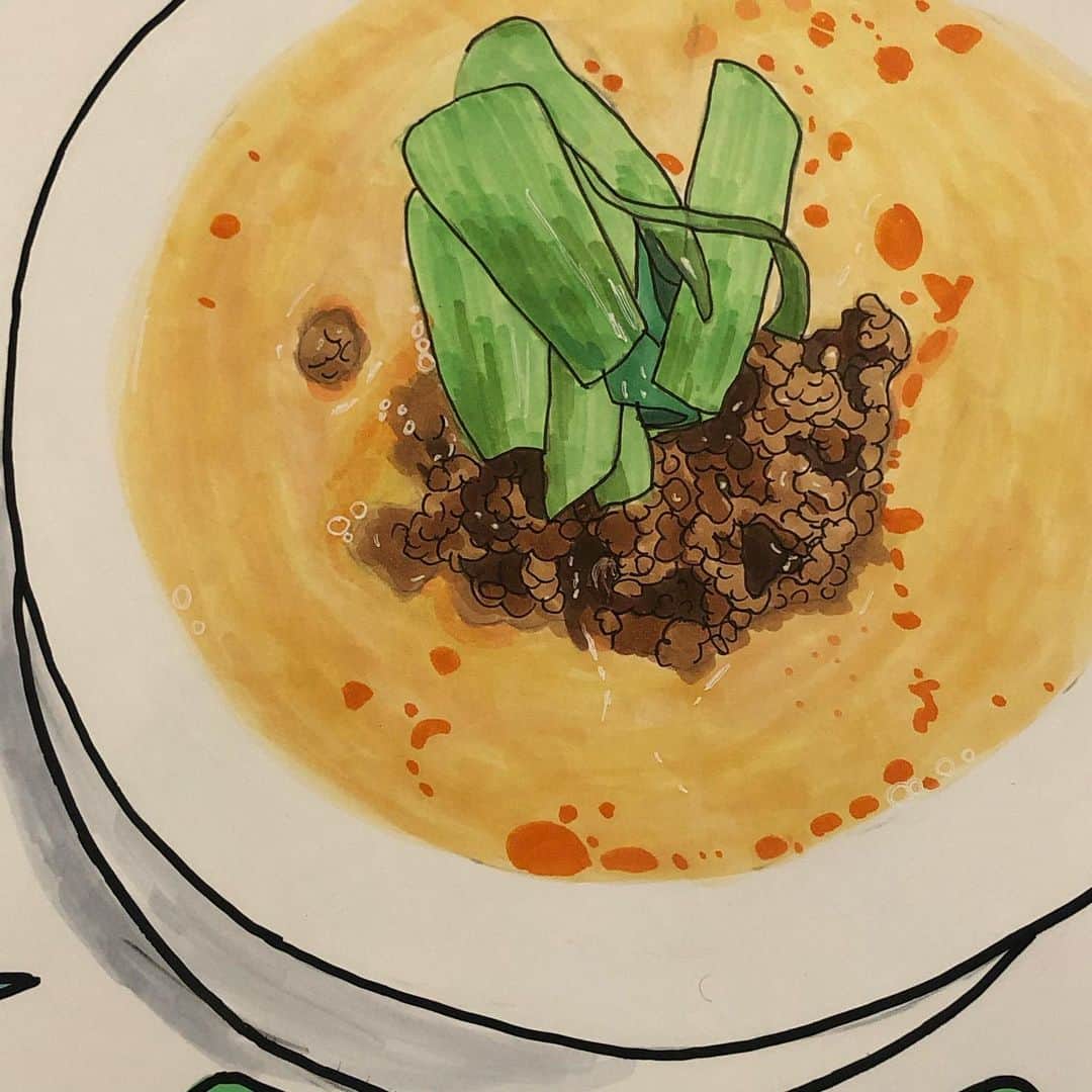 奥山佳恵さんのインスタグラム写真 - (奥山佳恵Instagram)「. イラスト描いた、坦々麺の 「お肉が浮かんでる」 感じがスキ！ . 浮いてる部分 沈んでる部分  見ながら描いて おなかが鳴る笑  #kodomoe #コドモエ #奥山佳恵のラーメン天国  更新したブログに、 直接ラーメン連載へ とべるURLはってます！  @okuyama_yoshie ←ここを経由して いつも書いてるブログにとべます  #奥山佳恵#奥山佳恵のてきとう絵日記  #坦々麺 #美華園  #ラーメン って #見ているだけで #食べたくなるのはなぜ .」7月17日 18時43分 - okuyama_yoshie
