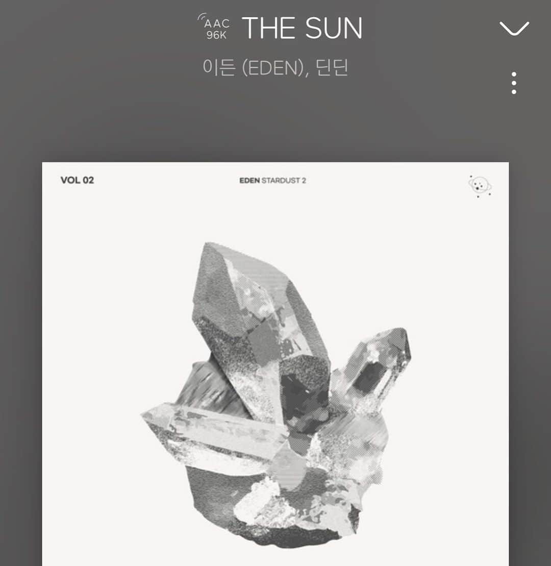 DINDINのインスタグラム：「이든형 Stardust 프로젝트에 참여했습니다!  The Sun 발매! 많이 들어주세요~~!👍🏻 #이든 #딘딘 #stardust #thesun」