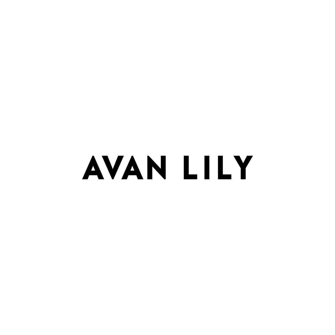 アヴァンリリィさんのインスタグラム写真 - (アヴァンリリィInstagram)「AVAN LILYブランド休止のお知らせ  いつもAVAN LILYをご愛顧いただき誠にありがとうございます。 このたび、AVAN LILYは、2020年春夏シーズンをもちまして、ブランドを休止させていただくことになりました。 ブランド誕生以来、お客様には暖かいご支援賜りましたこと、スタッフ一同心より感謝申し上げます。 尚、SHEL'TTER WEB STORE、OUTLET SHEL'TTER WEB STOREにおきましては、現行の商品を通常販売いたしております。 永らくのご愛顧を心より感謝いたします。  ※各店舗の閉店日に関しては随時AVAN LILY OFFICIAL INSTAGRAMでご案内いたします。」7月17日 19時01分 - avanlily_official