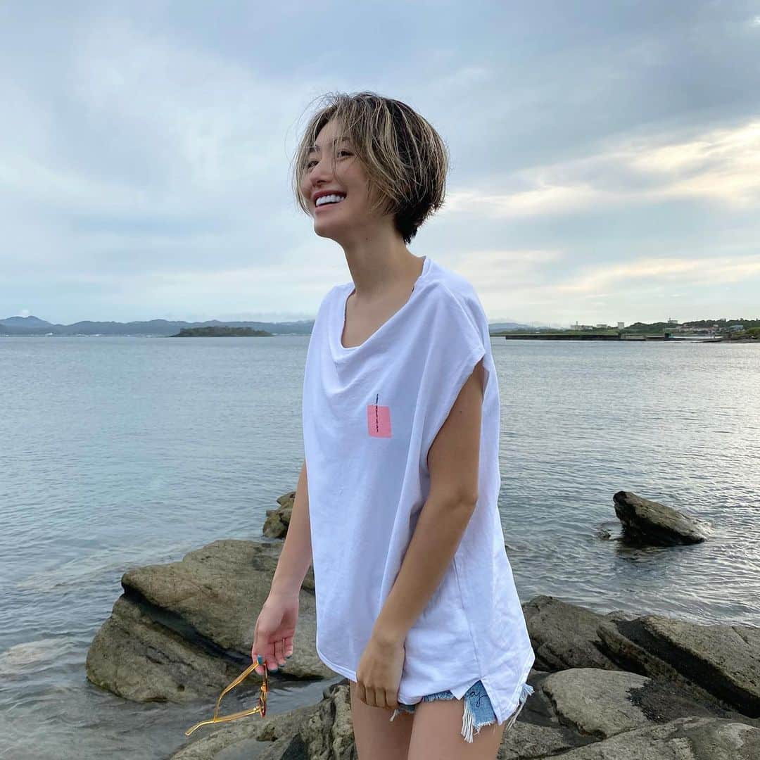 &mのインスタグラム：「無性に海に会いたくなる⸝⸝⸝」