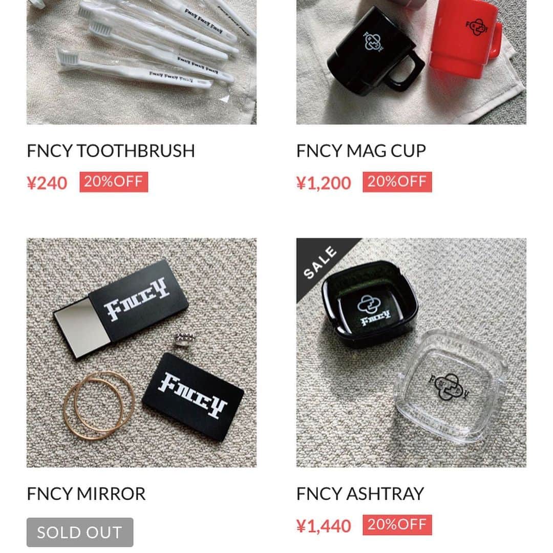 FNCYさんのインスタグラム写真 - (FNCYInstagram)「🆕FNCY SHOP🆕 FNCYの2020夏の新作アイテムをweb shopにUPしました‼️ 過去アイテムのSALEも開始しましたのであわせてお買い求め頂けたら幸いです🙏🏽 お買い求め頂いた皆様には『TOKYO LUV』ステッカーを同封させて頂きます📦 プロフィールリンクから是非です‼️ . . photo by @__ug__  . . . #fncy #fncy0704 #zenlarock #鎮座dopeness #grina」7月17日 20時08分 - fncy_official