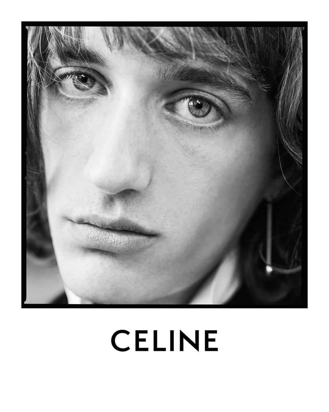 Celineさんのインスタグラム写真 - (CelineInstagram)「CELINE HOMME WINTER 20 COLLECTION AVAILABLE IN STORE AND AT CELINE.COM AUGUST 28 2020  DYLAN PHOTOGRAPHED BY @HEDISLIMANE IN SAINT TROPEZ IN JUNE 2020   #CELINEHOMME #CELINEBYHEDISLIMANE」7月17日 20時25分 - celine