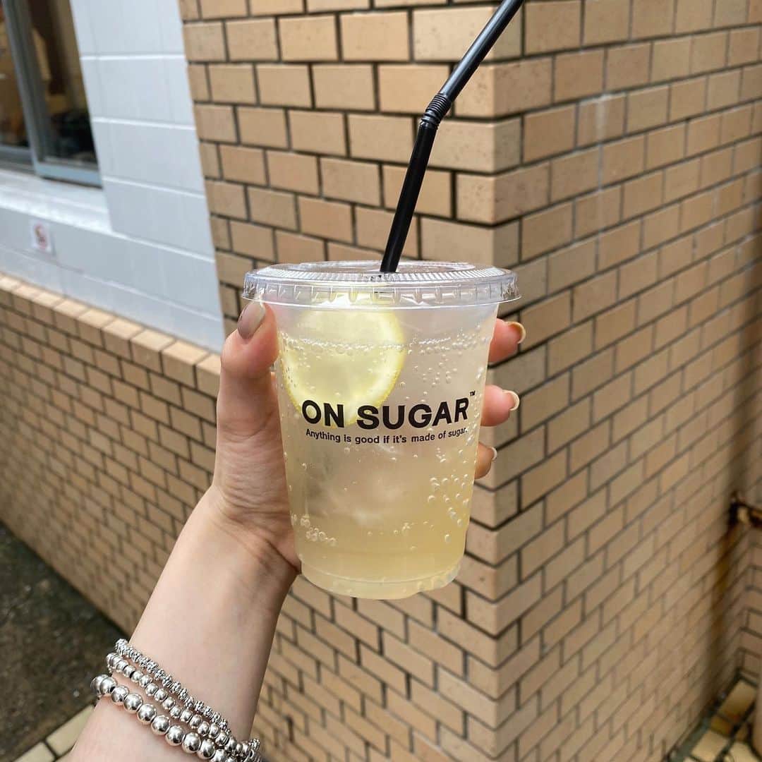 田中日菜さんのインスタグラム写真 - (田中日菜Instagram)「🍋🍋🍋♡ . . . #onsugar#fukuoka#cafe#lemon」7月17日 20時36分 - hinap_17
