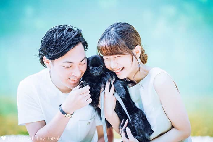 Lovegraph［ラブグラフ］さんのインスタグラム写真 - (Lovegraph［ラブグラフ］Instagram)「大切な、家族と一緒に🐶📸♡ ㅤㅤㅤ ୨୧┈┈┈┈୨୧ ㅤㅤ Lovegraphで撮影した過去のお写真を毎日投稿❁︎ ㅤㅤㅤ 姉妹アカウントもチェックしてください✩︎⡱ ㅤㅤㅤ 👶🏻 @lovegraph_kids 💍 @lovegraph_wedding 🤰 @lovegraph_maternity 📸 @lovegraph_academy  ㅤㅤㅤ ୨୧┈┈┈┈୨୧ ㅤㅤㅤ #Lovegraph #ラブグラフ #幸せな瞬間をもっと世界に ㅤㅤㅤ #カップル #デート #カップルフォト倶楽部 #写真好きな人と繋がりたい #いいね返し #カップルさんと繋がりたい #カップルコーデ #エンゲージメントフォト #いぬすたぐらむ #親バカ部 #犬のいる暮らし #犬との暮らし #ペット撮影 #ペットとお出かけ #犬好きな人と繋がりたい #わんこなしでは生きていけません会 #dogstagram #couplephotography #ig_japangram #doglover #petstagram」7月17日 20時51分 - lovegraph_me