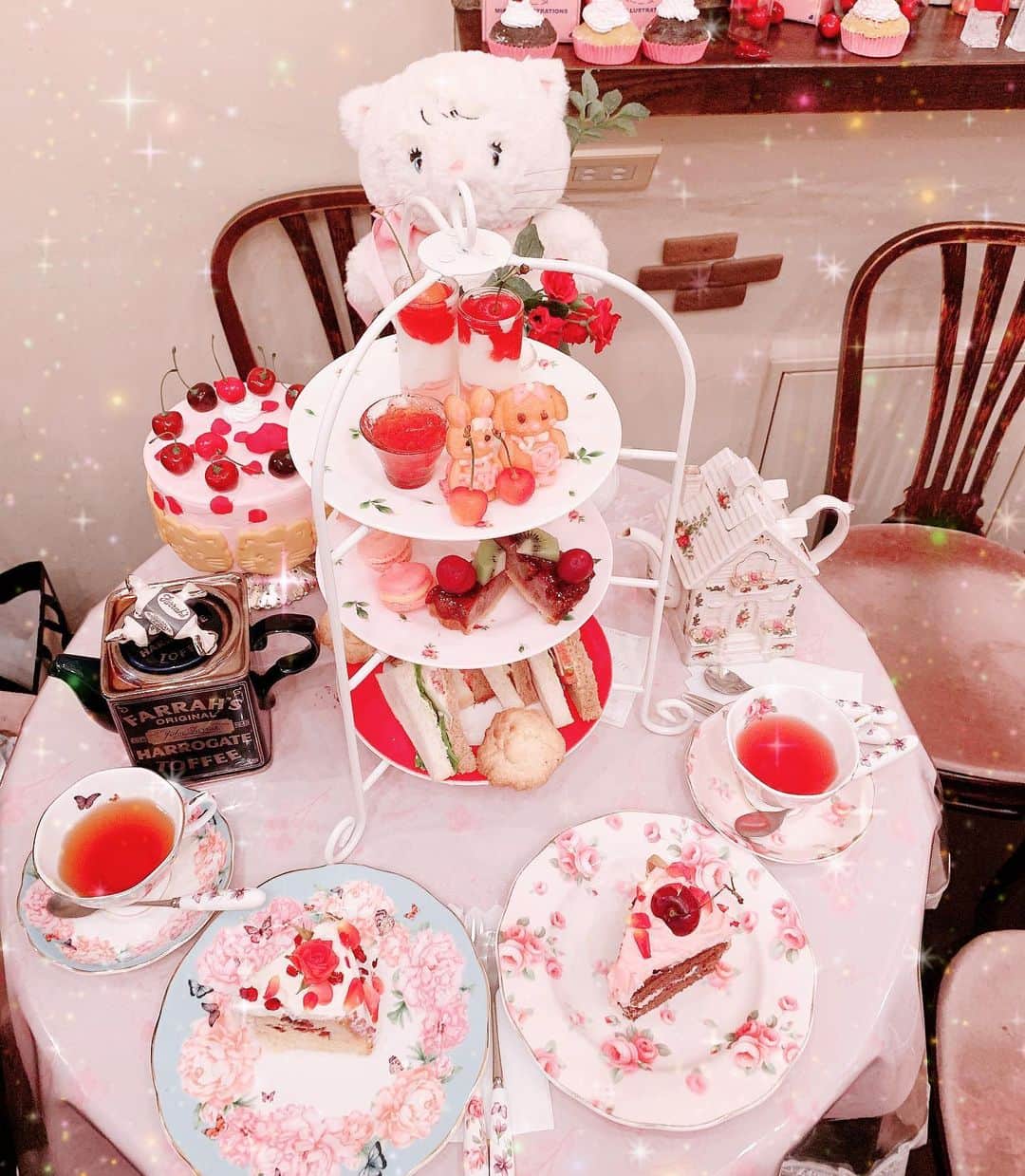 DaTuRa - DaTuRa♡ダチュラ♡姉agehaモデル桜咲姫奈着用♡ローズ ベア トップス♡ 画像1/3) 「小悪魔ageha」人気読モが結婚＆妊娠を電撃発表