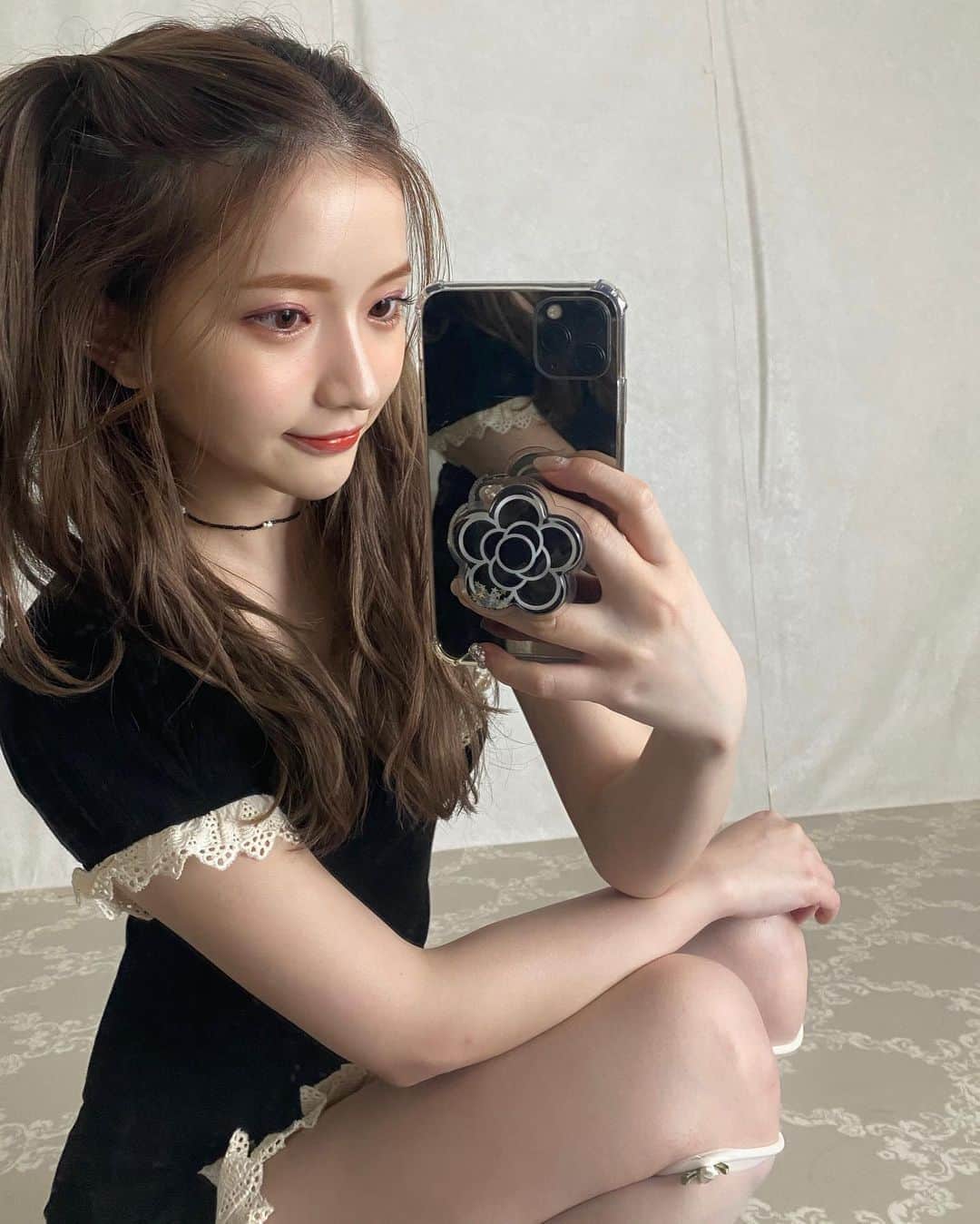南りほのインスタグラム：「ツインテールで地雷風になりました いや、デスノートのみさみさ風ぽいかな？👿 #地雷」