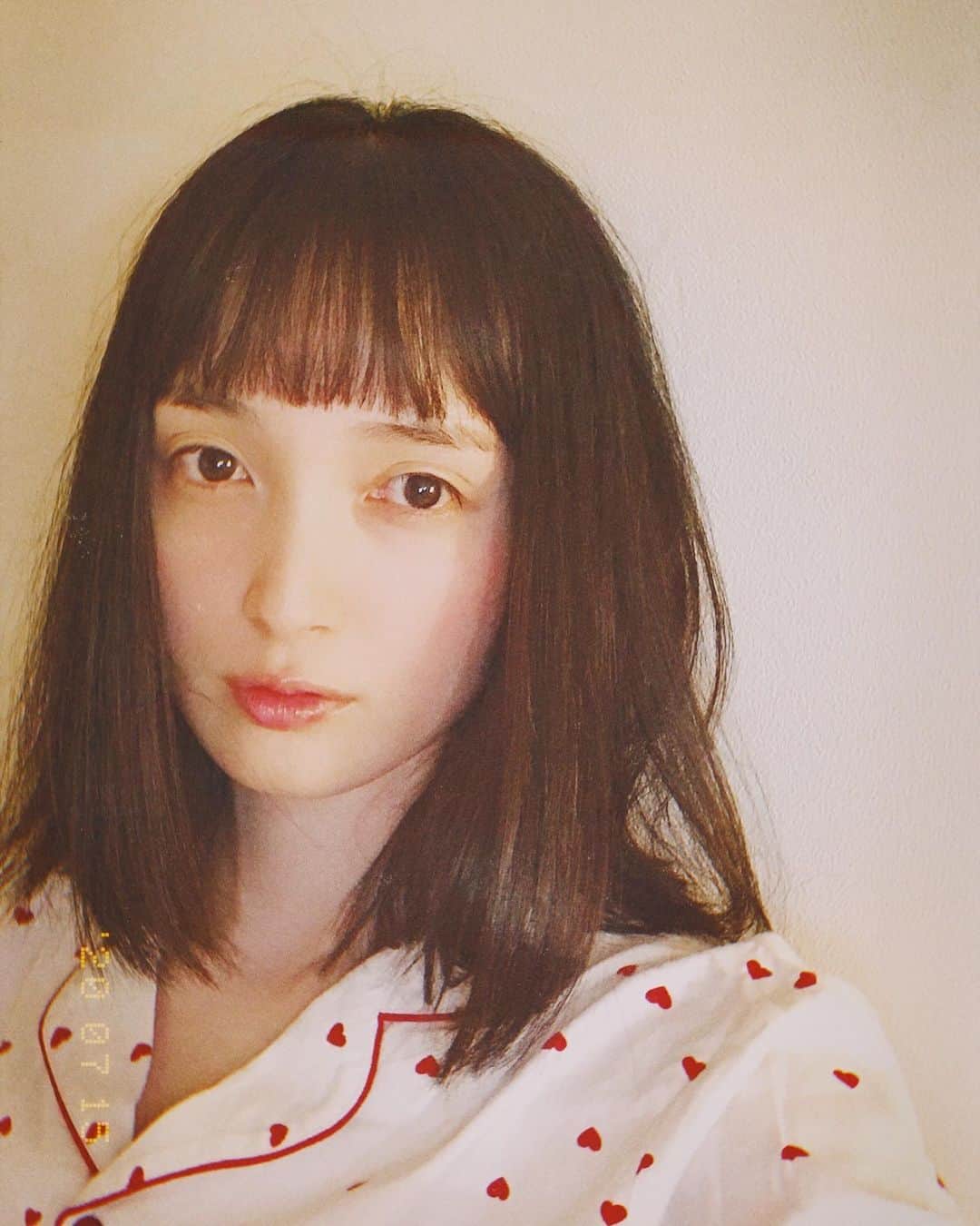 奥村佳恵のインスタグラム：「💇🏻‍♀️❤️ #hairstyle  #haircut  #happiness  #summerstyle」