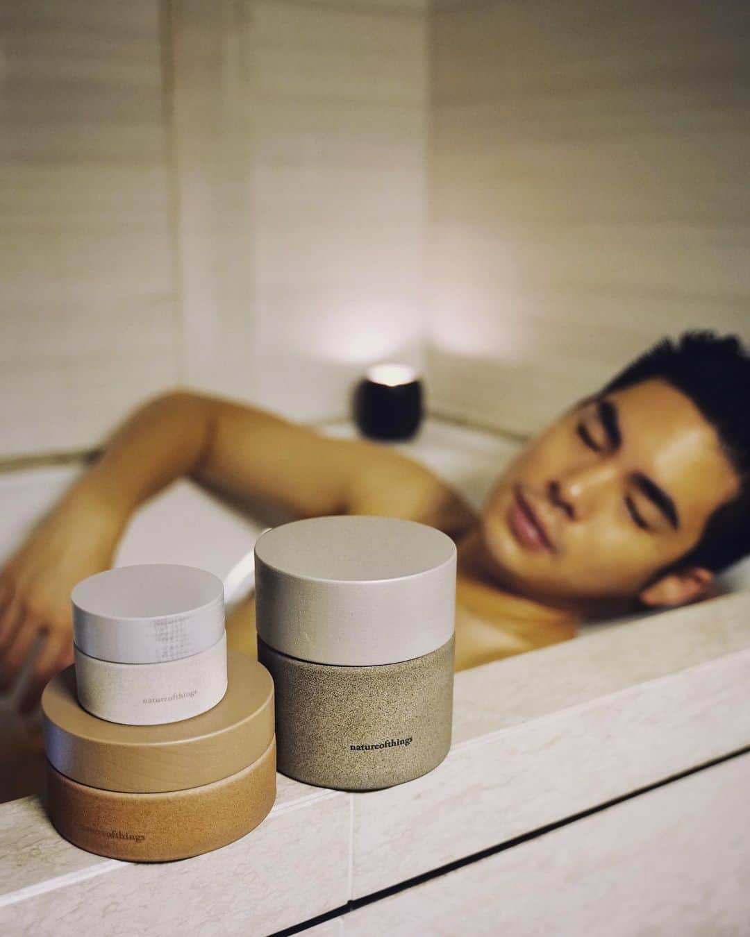 Christoffer Chengのインスタグラム：「So excited that JOYCE Beauty has hunted down the best CBD(hemp derived cannabidiol) products from the U.S.A. so I can treat myself to a relaxing floral bath, followed by a facial serum and a calming sublingual drop, getting me into a total zen mode ❤️ if you guys are interested to try, you can follow @theofficialjoycebeauty and check out these products from their website!!  @notwellness @OurTreaty @SaintJaneBeauty #JOYCEBeauty #CBDatJOYCEBeauty #CBDpoweredbynature #NatureOfThings #OurTreaty #SaintJane」