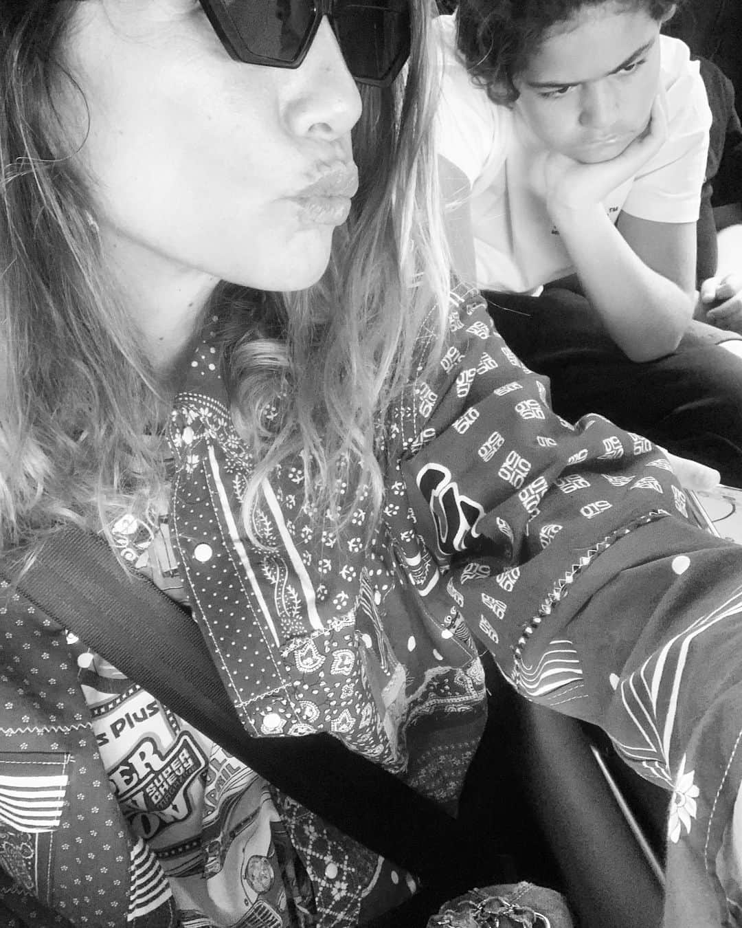 アメリカンレトロのインスタグラム：「Missing My Boys so Deep⚡️🖤❤️⚡️#Leny&Dean🥰🥰」