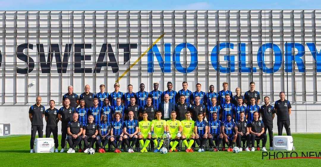 シモン・ミニョレさんのインスタグラム写真 - (シモン・ミニョレInstagram)「📸💙🖤 @clubbrugge 2020-2021 #NoSweatNoGlory」7月17日 22時37分 - 22mignolet22