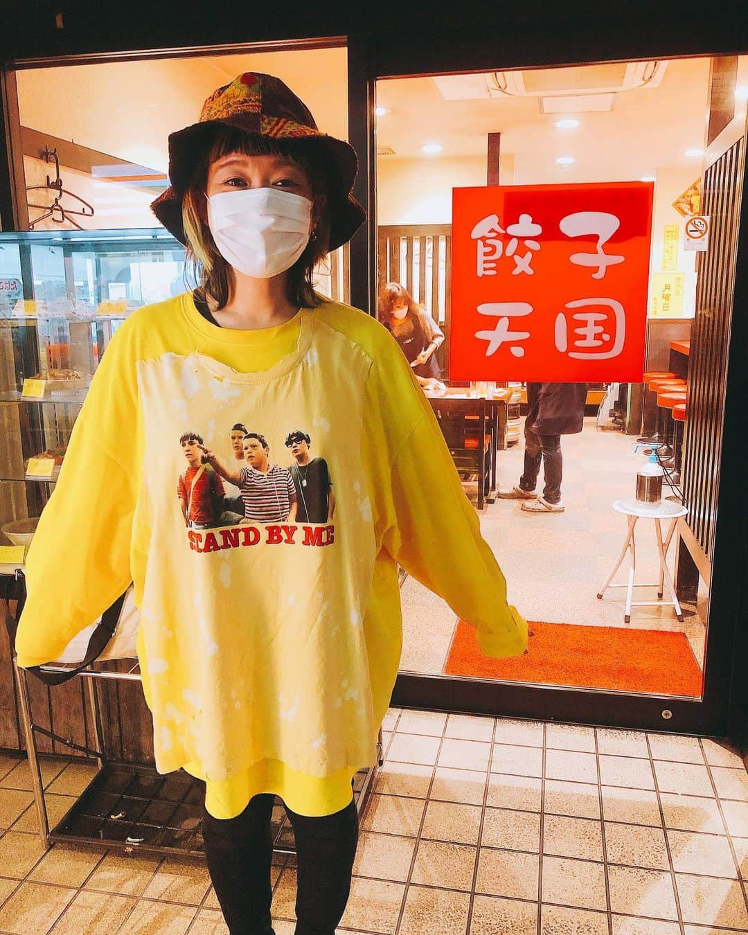 和田美枝さんのインスタグラム写真 - (和田美枝Instagram)「餃子天国🥟🥟🥟  #高槻#餃子天国#餃子#餃天#約10年ぶり#変わらぬ美味しさ#ネーミングの良さ#そして安い#大満足 #白TからのリメイクT#STANDBYME#UNIQLO」7月17日 23時16分 - miewada