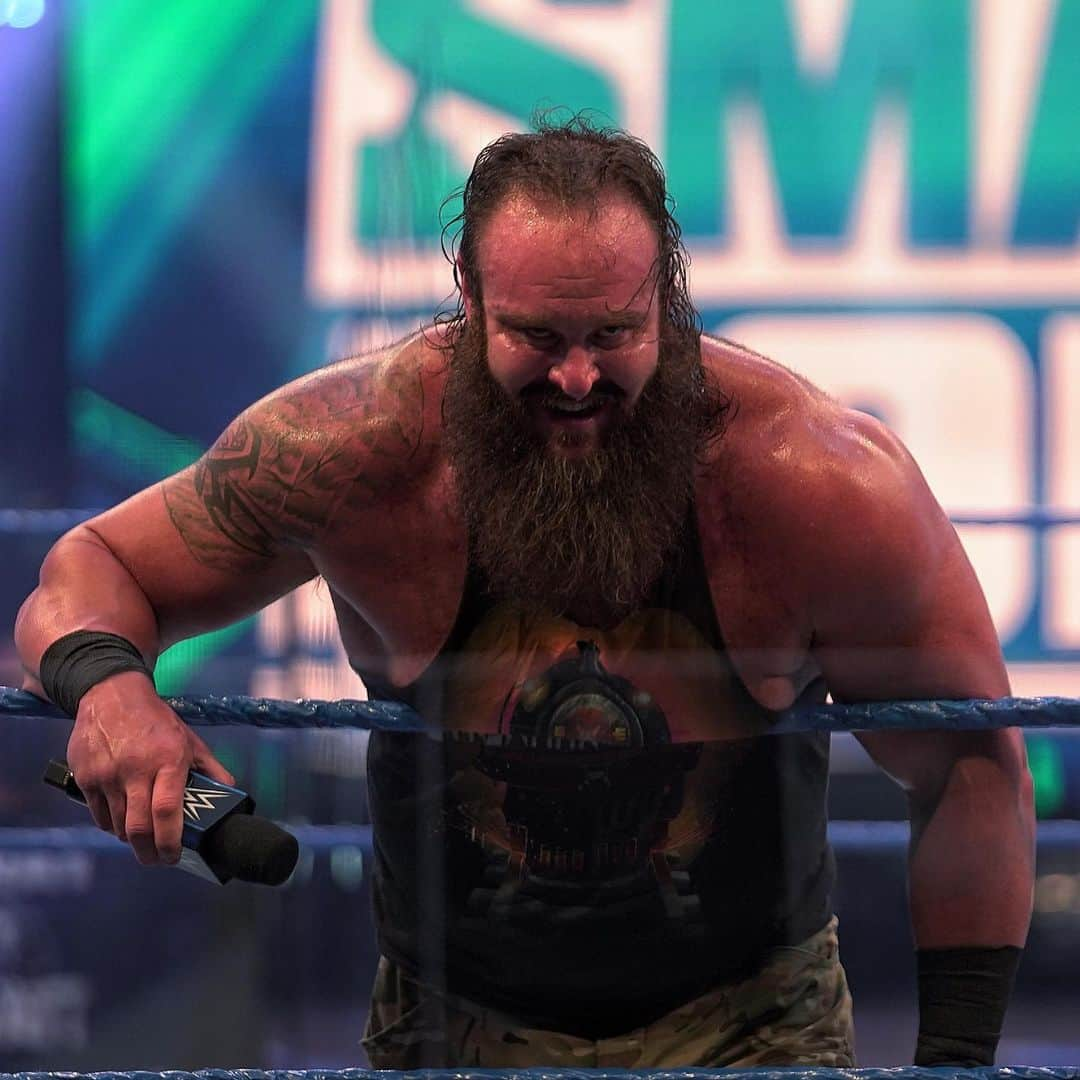 WWEさんのインスタグラム写真 - (WWEInstagram)「The #UniversalChampion #BraunStrowman is coming home to the swamp this Sunday at The Horror Show at #ExtremeRules! #SmackDown」7月18日 10時08分 - wwe