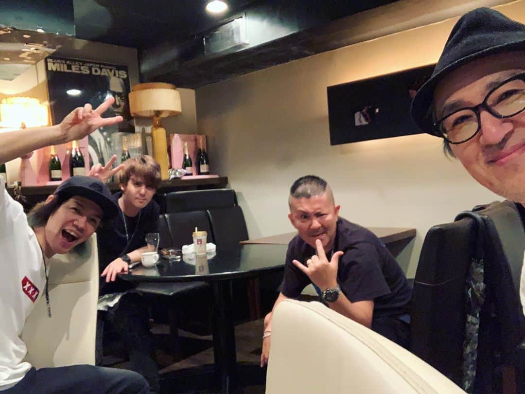 増崎孝司のインスタグラム：「7/22,23 “ "増崎+菰口 guitar theory/feat. 吉田太郎+二家本亮介"Live at bluesalley japan 22日/18:00 door open 19:00 show start 23日/16:00 door open 17:00 show start  23日は生配信(アーカイブ無し)もあります。お時間ある方は、是非お願いします  https://muser.link/showcase#0723-1」