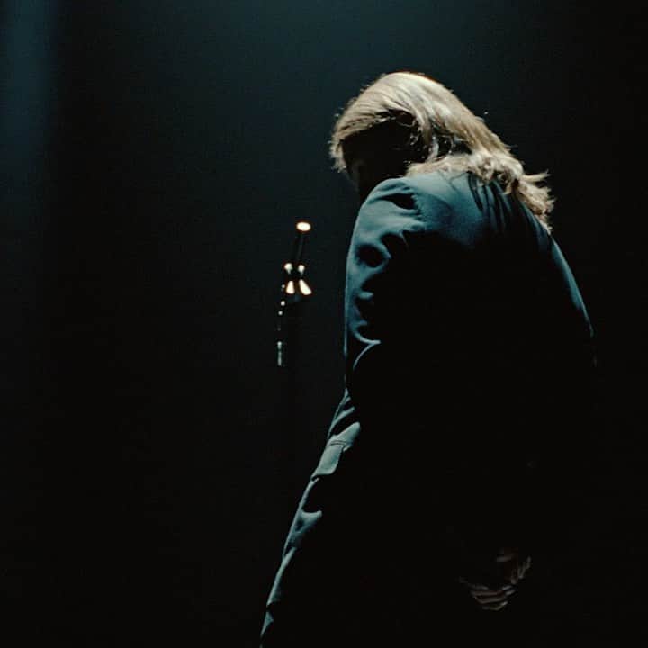 ハーツのインスタグラム：「SHOW ME MERCY AND COMFORT ME I NEED TO FIND REDEMPTION」