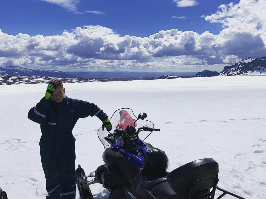 アルフレズ・フィンボガソンさんのインスタグラム写真 - (アルフレズ・フィンボガソンInstagram)「Tourist in Iceland ✌️」7月18日 4時09分 - alfredfinnbogason