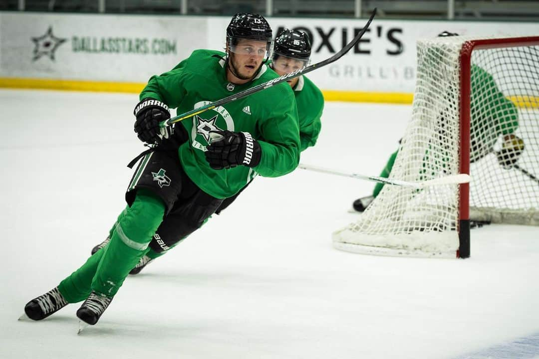 ダラス・スターズさんのインスタグラム写真 - (ダラス・スターズInstagram)「It’s grind day from Friday to next Friday 💪」7月18日 5時03分 - dallasstars