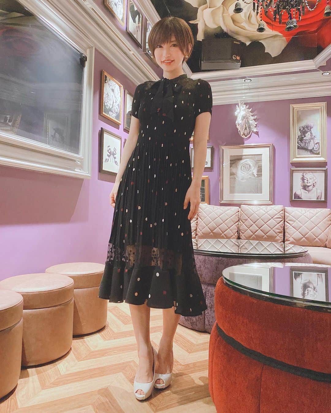 里美ゆりあのインスタグラム：「お上品なワンピース💛  #mj  #dress #ドレス #ワンピース #pretty #mjdressmj」
