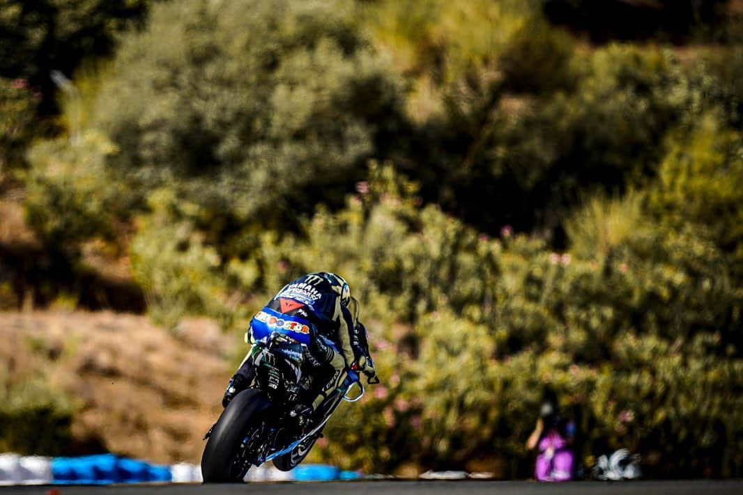 バレンティーノ・ロッシさんのインスタグラム写真 - (バレンティーノ・ロッシInstagram)「Circuito de Jerez,Spain Friday,free practice  📸 @gigisoldano @falex79」7月18日 6時19分 - valeyellow46