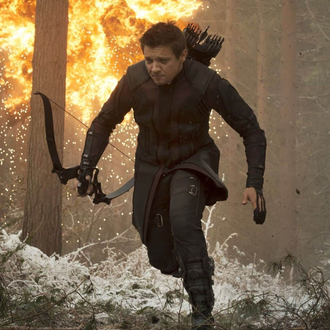 ハリウッド・リポーターさんのインスタグラム写真 - (ハリウッド・リポーターInstagram)「Jeremy Renner's #Hawkeye will have multiple directors instead of one. The TV series has recruited Bert and Bertie ('Troop Zero'), and Rhys Thomas ('SNL') to helm the show. Head to link in bio for more on the first wave of Marvel shows heading to Disney+.」7月18日 8時01分 - hollywoodreporter