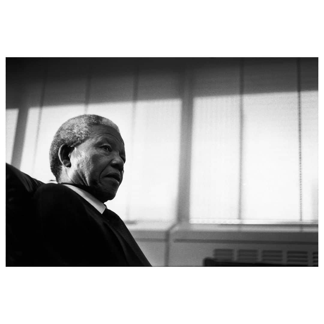 Magnum Photosさんのインスタグラム写真 - (Magnum PhotosInstagram)「Nelson Mandela was born on this day in 1918.⁠ .⁠ Nelson Mandela, in his own words, dedicated his life to the “struggle of the African people”. As an anti-apartheid activist he led the fight to end racial segregation in South Africa, became a global symbol of resistance to inequality before and after his Presidency and was awarded the Nobel Peace Prize in 1993.⁠ .⁠ We examine one of the world’s most respected statesmen through the Magnum archive. Link at bio.⁠ .⁠ PHOTO:  Nelson Mandela, leader of the African National Congress Party, in his office. Johannesburg. 1993.⁠ .⁠ © @rdepardon/#MagnumPhotos」7月18日 20時01分 - magnumphotos