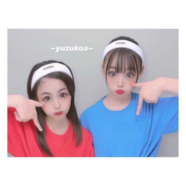 ゆずこあのインスタグラム：「・ またまたお久しぶりの投稿になってしまいました😣🙏🏻 この間少し会えました🥺🥳🙌🏻 ってことで皆からリクエスト頂いていたプリを撮影してきました🥳🤍 コメント、いいね加工画像などなど沢山待ってます🥺🤍 改めてこれからもよろしくお願いします❕🐭🐨」