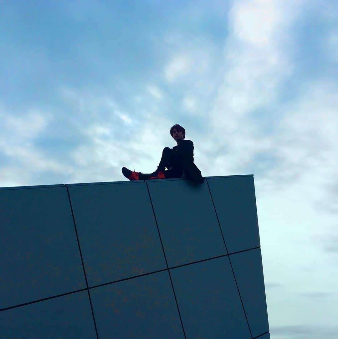 元木聖也さんのインスタグラム写真 - (元木聖也Instagram)「##rooftop #offshot」7月18日 19時27分 - seiya_acf