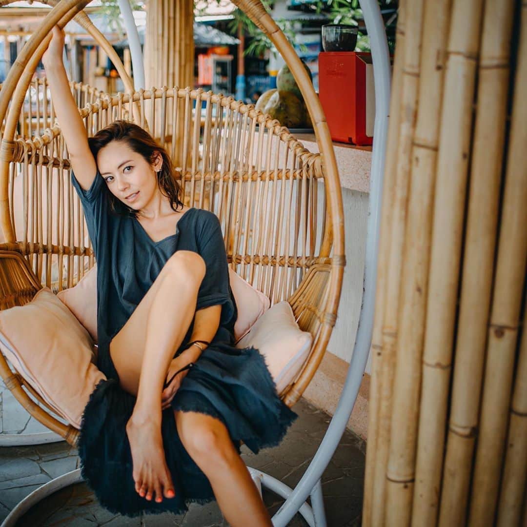 鮎河ナオミのインスタグラム：「今年の初めに行ったバリ🌴 早く普通に旅行ができる日が来ますように🙏 . . . . . #bali #travel #travelgram #バリ」