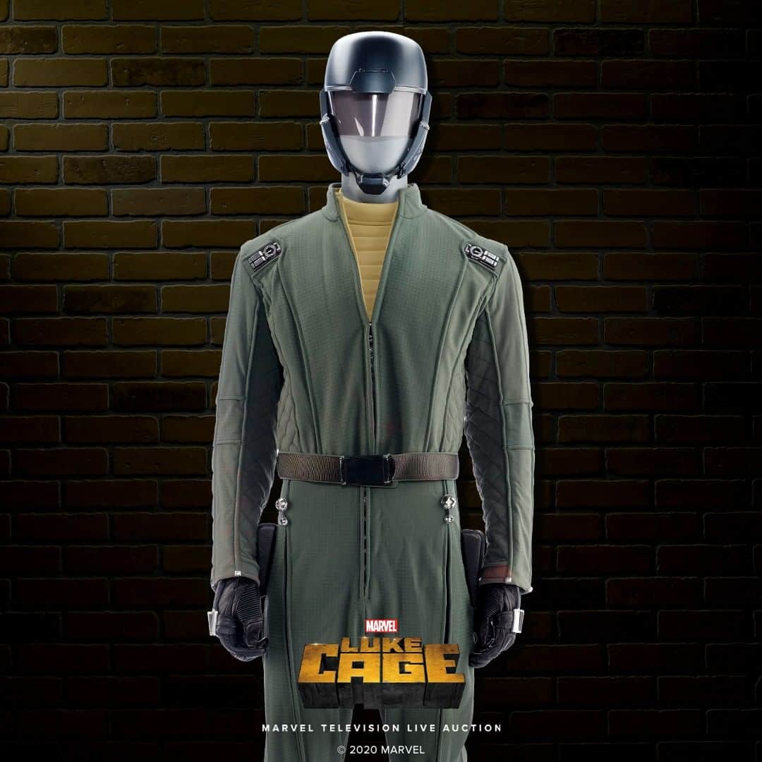 Marvel Entertainmentさんのインスタグラム写真 - (Marvel EntertainmentInstagram)「Willis "Diamondback" Stryker's combat suit lent him super-strength, but was still no match for Luke Cage's fists.   Start bidding today in Prop Store's #MarvelTVAuction, and join the live auction video stream July 23rd! Only at PropStore.com/Marvel.」7月18日 14時14分 - marvel