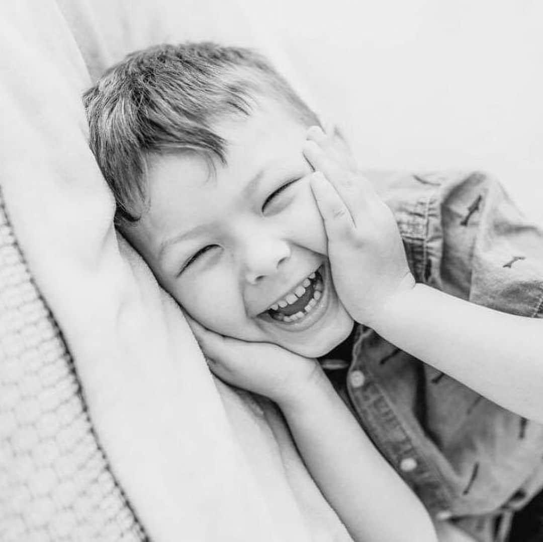 ヴィンセント・ケインのインスタグラム：「Biggest heart in the world. Happy Birthday my son, another day apart and im sorry i couldn’t fulfill your birthday wish by me being there today but just know i love you and we will get back to having adventures soon. ❤️ keep smiling Jaxon.」