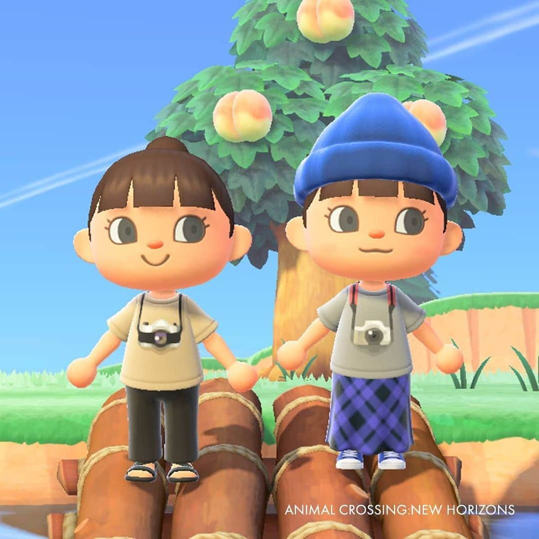 Canon Asiaのインスタグラム：「I can never leave the house without my Canon gears... even in my virtual world of Animal Crossing: New Horizons ❤️🖤 . Be authentically you with these Canon-inspired looks! We've got the Canon film camera (Canon AE-1) and mirrorless camera (Canon EOS M50) design custom-made for your avatar. . Swipe 👉 to get your download code on the Nintendo Switch. . #animalcrossing #acnl #acnh #animalcrossingclothes #newhorizons #animalcrossingart #animalcrossingcodes #animalcrossingdesigns #animalcrossingcommunity #nintendoswitch #acnhdesigns #acnhideas #acnhinspo #crossingcreations」