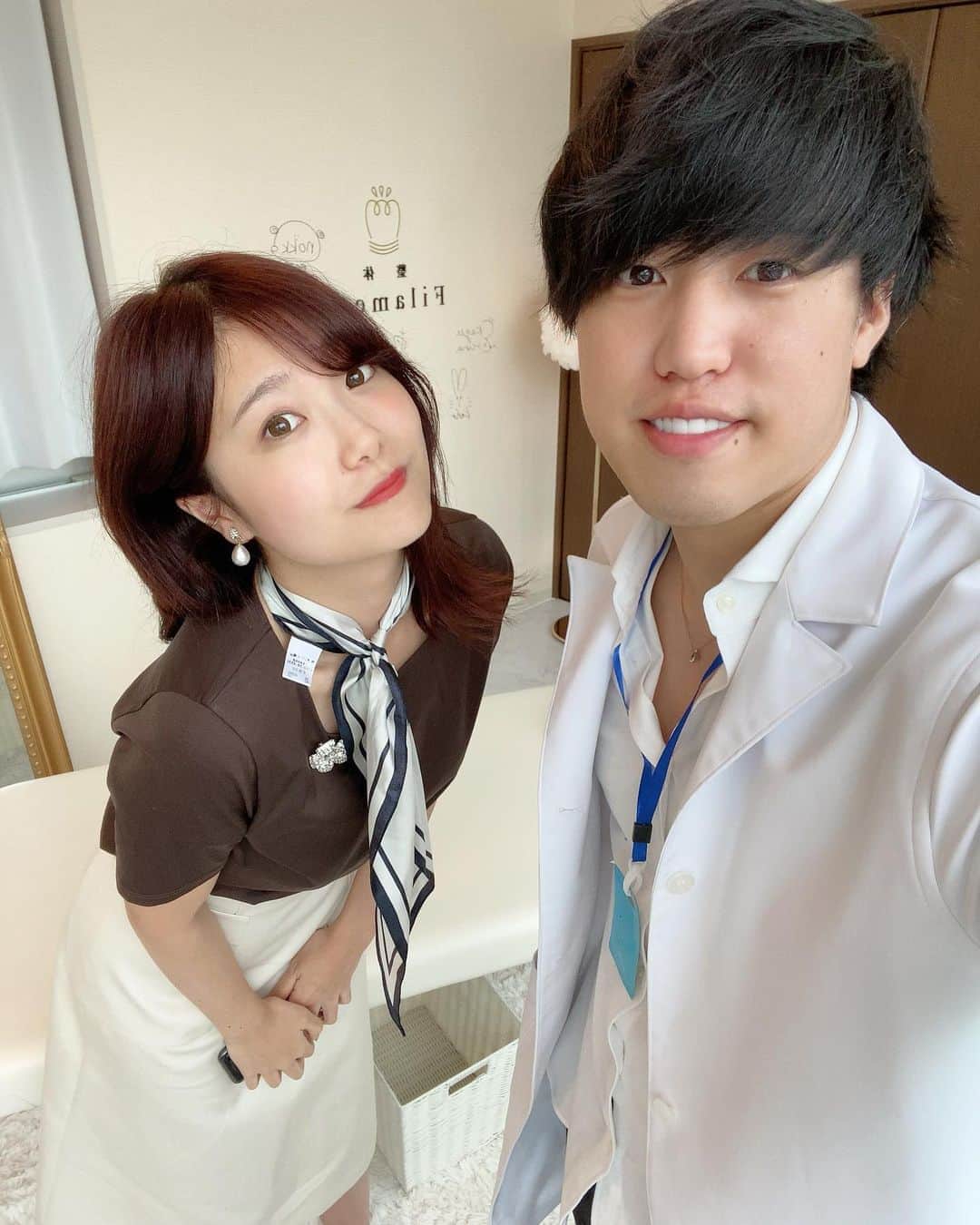 美容整体師川島さん。のインスタグラム：「若手女性経営者の、あやかちゃん！ @ayaka.decor  . 昔からの友人😎 . #整体Filament #整体 #小顔矯正 #美容 #メンテナンス  #美容好きな人と繋がりたい」