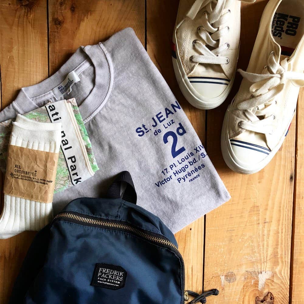 オールオーディナリーズさんのインスタグラム写真 - (オールオーディナリーズInstagram)「新作Tシャツが続々入荷中😳❗️﻿ こちらのピグメント染のTシャツは﻿ 着古した様なヴィンテージ感が楽しめます👍✨﻿ 週末もジメジメ☔️した天気も続きますが、﻿ 本日も全店スタッフは元気にお待ちしております〜🤗🌈﻿ ﻿ 別注染めTシャツ¥4,500+tax﻿ 取扱店舗/池袋店、柏店、札幌店、公式オンラインショップ、ZOZOTOWN﻿ ※ZOZOTOWNは予約販売中となります﻿ ﻿ #allordinaries #オールオーディナリーズ #池袋パルコ #札幌ステラプレイス #柏高島屋ステーションモール #zozotown  #voirystore #voiry #ロゴt #tシャツ #置き画くら部 #置き画 #ピグメント染め #キャンプコーデ #キャンプ #半袖tシャツ #バックプリントtシャツ #バックプリント #スニーカー #トートバッグ #カジュアルコーデ #カジュアル #ボーイッシュ #大人カジュアル #男女兼用でございます #男女兼用」7月18日 15時41分 - allordinaries_official