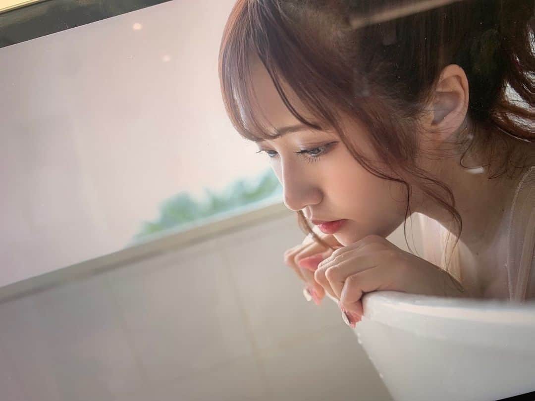 のインスタグラム：「今日もおうちでのんびり〜💭 ・ ・ ・ ・ #斎藤あみり#av女優#プレステージ#自撮り#salute#lingerie#sexy#グラビア#性感女优 #女星#可爱#kawaii#selfie#photography」