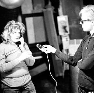 ケリー・オズボーンのインスタグラム：「Today we lost in my opinion the greatest pop culture muse of all time. To say that I was a fan of #BrigidBerlin is an understatement. I was obsessed. I will never be able to eat Keylime pie and not think of her. See and Andy Warhol painting and not acknowledge how she influenced it in someway. One of my biggest regrets will always be that I never got to meet her. I hope you are resting peacefully #Polk in that big old pie in the sky. 😢🙏💜」