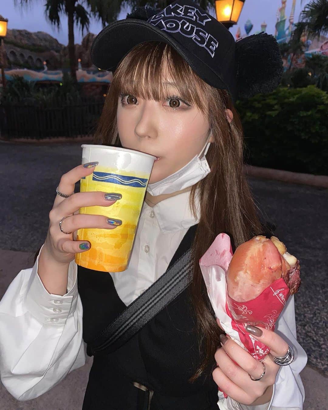 おもてちゃんのインスタグラム：「. ビールうまあ🍺」