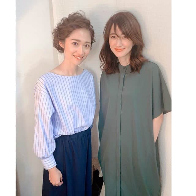 前田ゆかのインスタグラム：「毎日丁寧にお料理しているのがとてもすてき✨✨✨ 偉すぎます👏  同じ事務所の可憐なMaoちゃんと 一緒の撮影でした🤍 @mao_1206   #shooting  #spacecraft  #スペースクラフト」