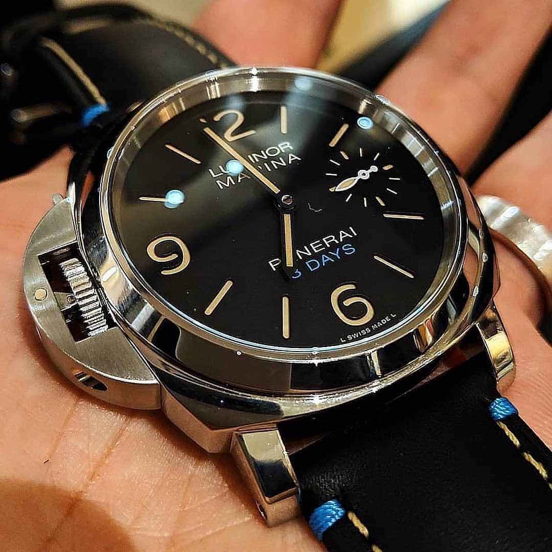 Daily Watchさんのインスタグラム写真 - (Daily WatchInstagram)「Up close with Panerai Luminor Marina PAM796 with the very cool sandwich dial 👀🔍 Photo by @azcii」7月18日 18時07分 - dailywatch