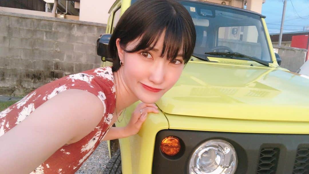 東条蒼のインスタグラム：「＊ ・ ・ ・ 今日もこの黄色いジムニーと一緒♡ ・ ・ ・ ちゃっかりちはるんの服きてお出かけしてます、笑笑 ・ ・ ・  #東条蒼 #クルーズグループ #セクシー女優 #av女優 #メガネ女子 #黒髪 #ショートヘア #あおたん　#teamメレンゲ #followｍe #following #japan #girl #photooftheday #tagsforlikes #instalike  #台湾 #香港 #粉我 #拍照 #照片 #人像攝影」