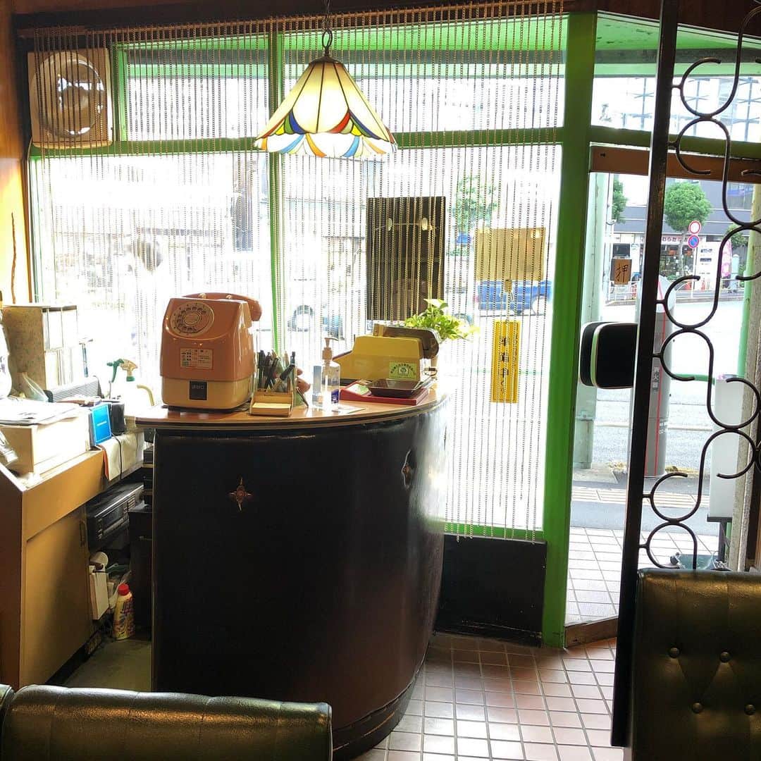 能町みね子さんのインスタグラム写真 - (能町みね子Instagram)「#喫茶メモ 東京大塚辻町 エデン/ プリンが有名なとてもすばらしいお店でした。でした………。過去形。6月をもって閉店してしまいました。」7月18日 20時46分 - nmcmnc