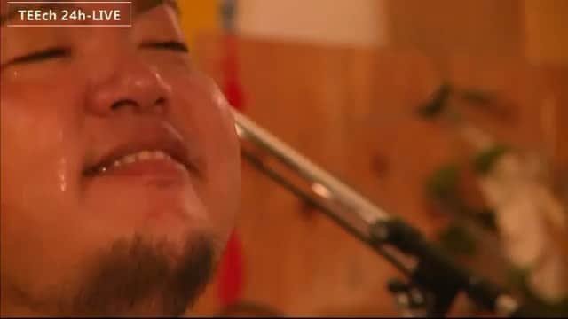 HIPPYのインスタグラム：「頑張れない時もある キラキラしてる人を見るのが辛くて 誰にも会いたくなくて こんな自分を受け入れられなくて そんな時もある  でも忘れないでほしい  過ごしてきた日々の中に 仲間がいること  キラキラしてる人も話してみると 実はボロボロだったりしてさ  話してごらん！頼ってごらん！ 俺でよければ」
