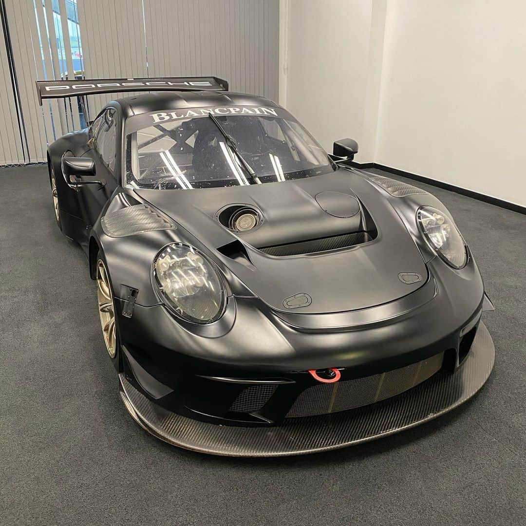 クリス のインスタグラム：「#gt3r」