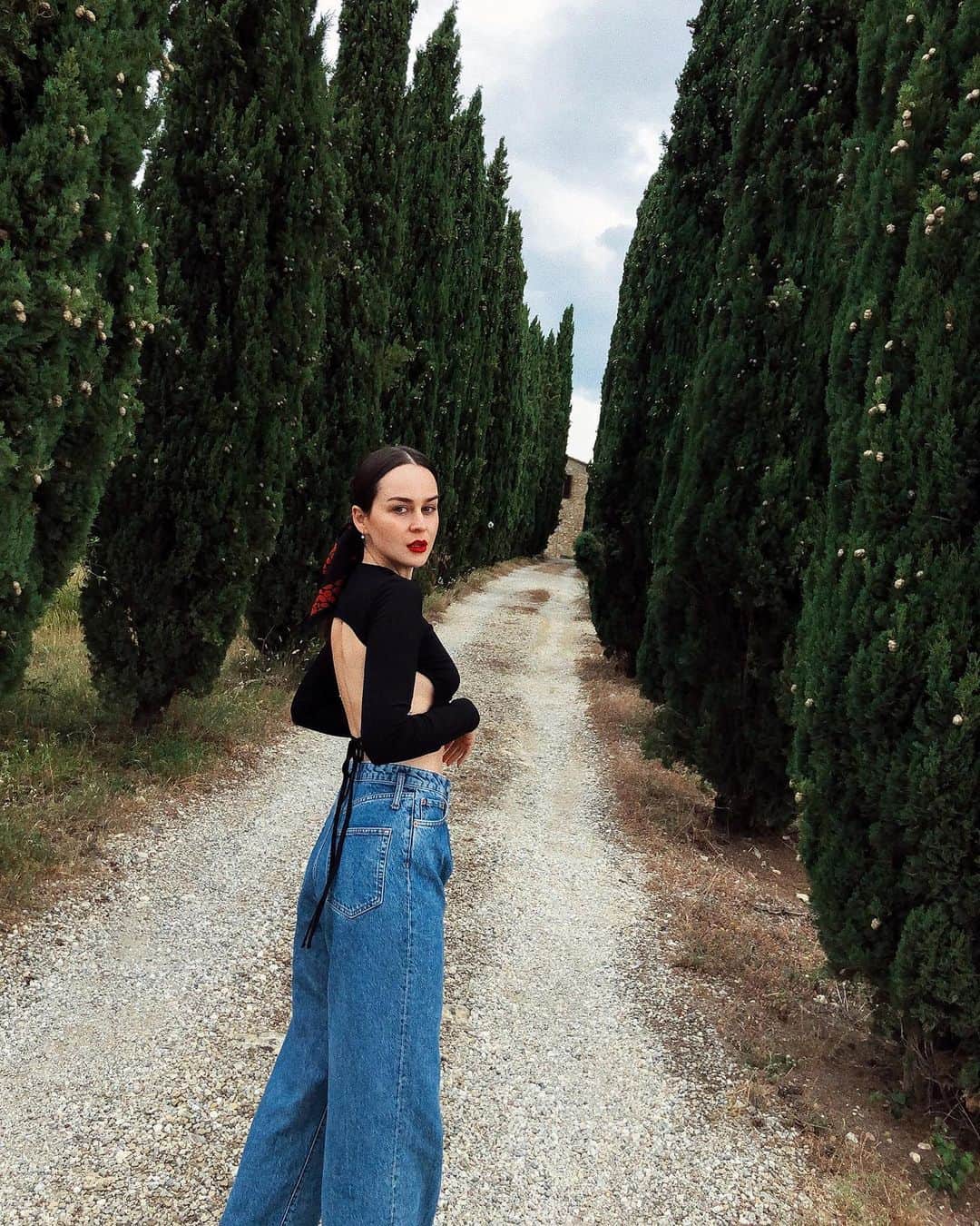 アンディー・トレスさんのインスタグラム写真 - (アンディー・トレスInstagram)「Cypress roads everywhere you look 💘 #Tuscany any」7月18日 22時06分 - stylescrapbook