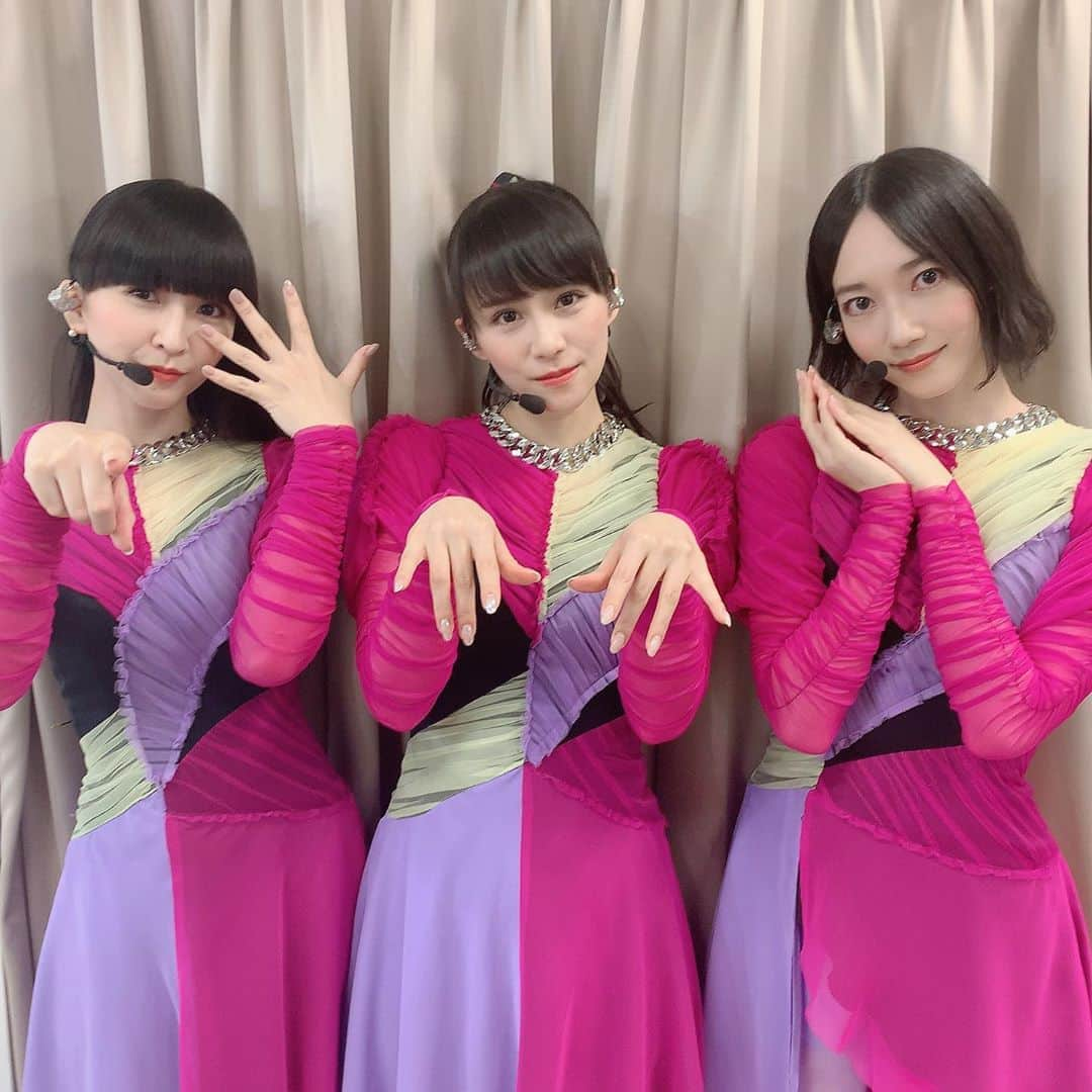 Perfumeさんのインスタグラム写真 - (PerfumeInstagram)「TBS「#音楽の日 2020」ご覧くださったみなさま、ありがとうございました！ Thank you for checking us on “ONGAKUNOHI 2020” tonight! #prfm」7月18日 22時29分 - prfm_official