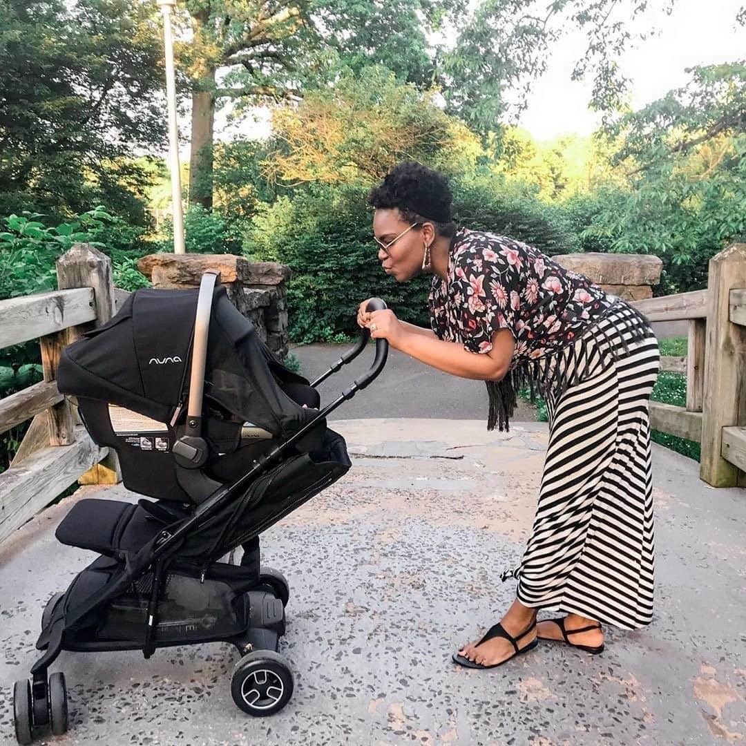 nunaさんのインスタグラム写真 - (nunaInstagram)「The PEPP™ next makes adventures easy and pairs perfectly with our PIPA™ series infant car seats! Where will you go today? 🌲 🌳 🌴   📸: @tamarajacksonmorris thank you for sharing this adorable moment with your little one!   Enjoying some nice summer walks in your Nuna stroller? Tag us in posts and use #myNuna 😉」7月18日 23時01分 - nuna_usa
