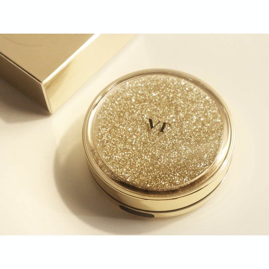 のインスタグラム：「✨ これが、パケ買いというやつか… #vt」